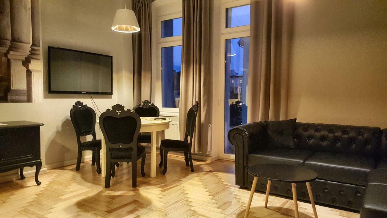 Classic Apartments - Top Location, Bezplatny Parking 에우크 외부 사진